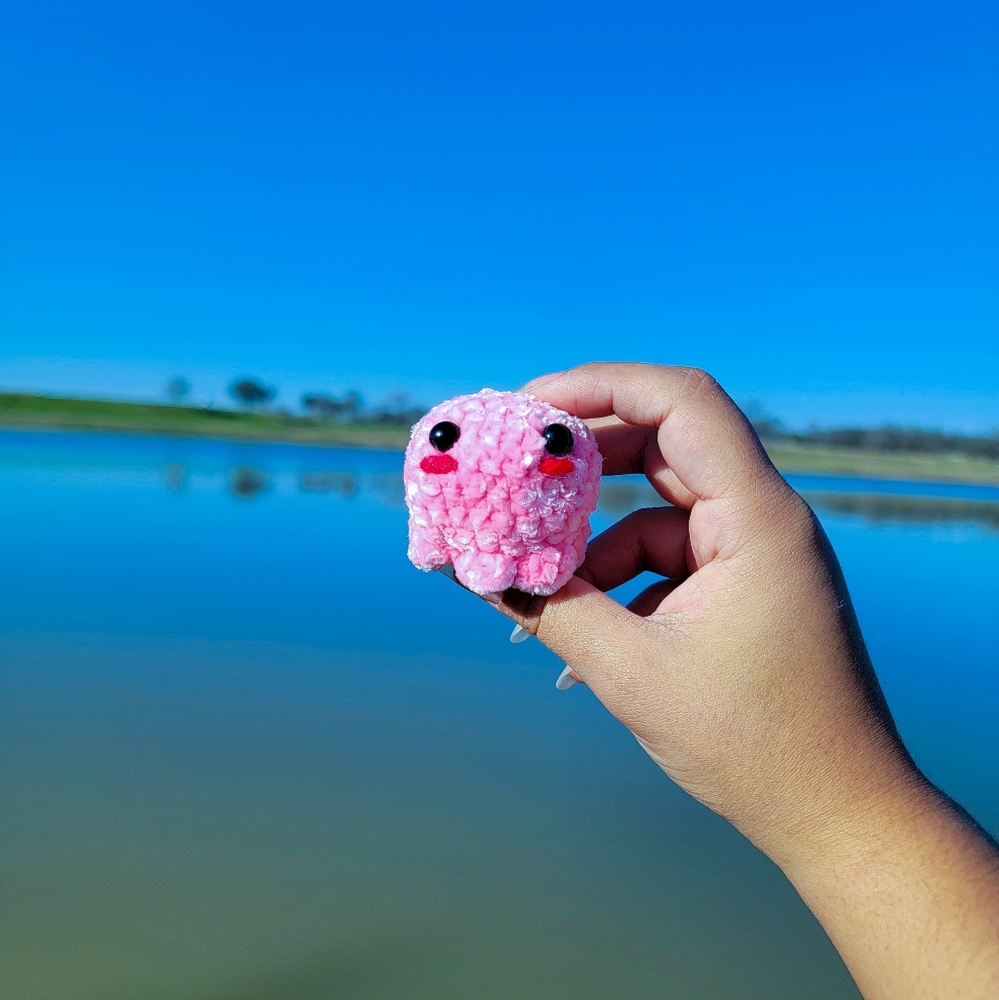 [ONE] Pink Super Soft Handmade Crochet Blushing Stress Ball Squid